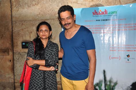 atul kulkarni wife|Geetanjali Kulkarni’s journey to the stage .